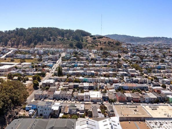 1224 Egbert Avenue, San Francisco CA 94124