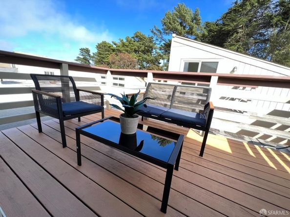 353 Philip Drive 301, Daly City CA 94015