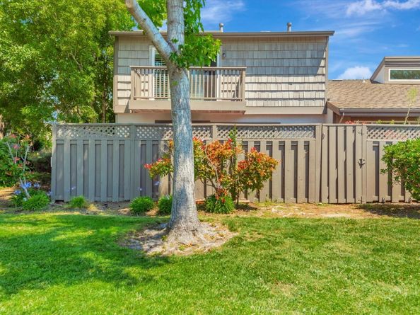 856 Erickson Lane, Foster City CA 94404
