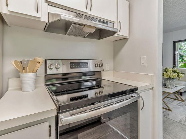 3033 Kaiser Drive H, Santa Clara CA 95051