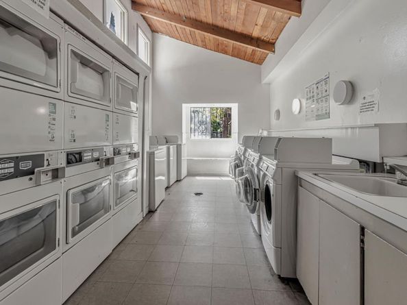 3033 Kaiser Drive H, Santa Clara CA 95051