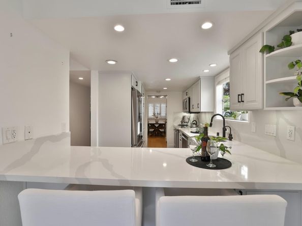 118 Via Lago, Los Gatos CA 95032