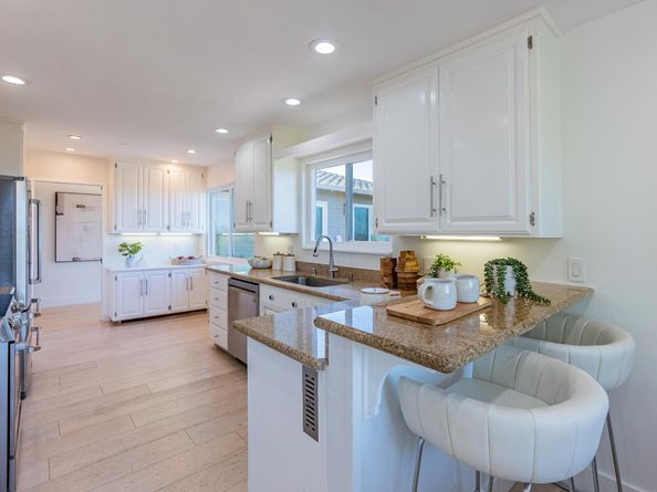 893 Madonna Way, Los Altos CA 94024