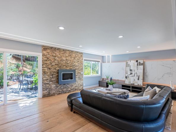 893 Madonna Way, Los Altos CA 94024