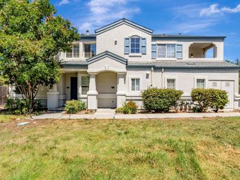 828 Monarch Lane