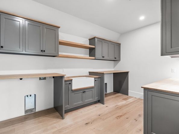 1 Couture Way, Middleton MA 01949