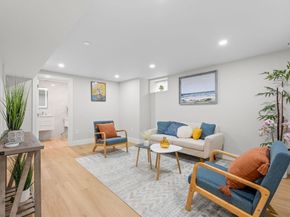 86 Cypress St 1, Watertown MA 02472