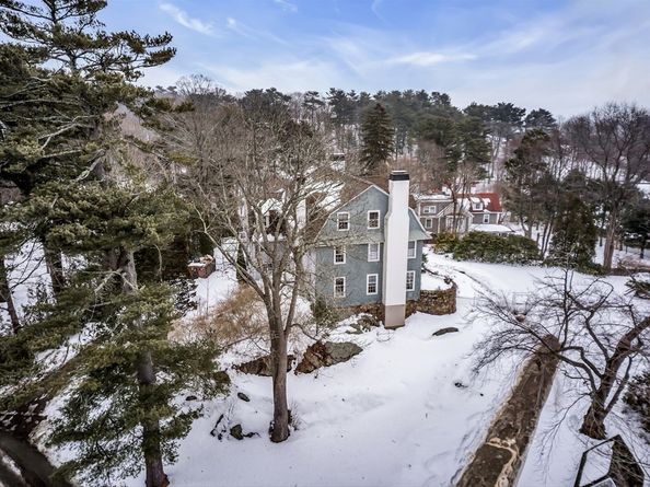 852 Hale St, Beverly MA 01915