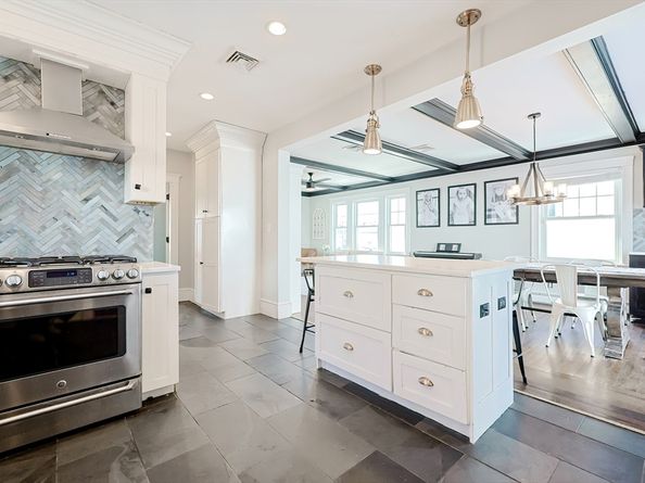 42 Westglow St, Boston MA 02122