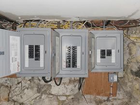 660 S Franklin, Holbrook MA 02343