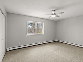 7 Chapel Hill Dr 8, Plymouth MA 02360