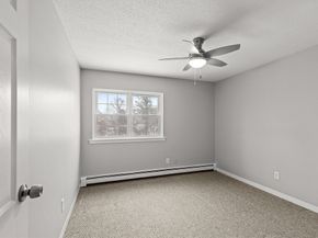 7 Chapel Hill Dr 8, Plymouth MA 02360