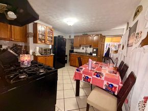 97 Washington Ave, Chelsea MA 02150