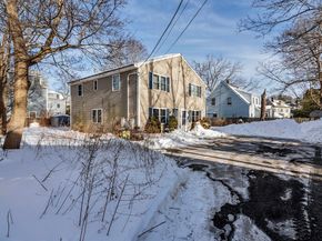 24 Franklin Pl, Beverly MA 01915