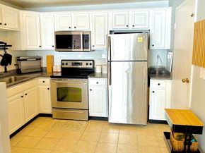 1105 Lexington Street 64, Waltham MA 02452