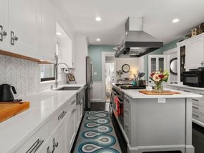 40 Kimlo Rd, Wellesley MA 02481