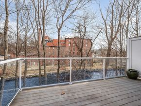 1732 Main Street 205, Concord MA 01742
