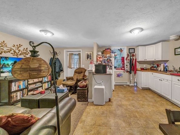 30-32 Dewey Rd, Shrewsbury MA 01545