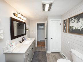 32 Crestwood Dr, Southbridge MA 01550