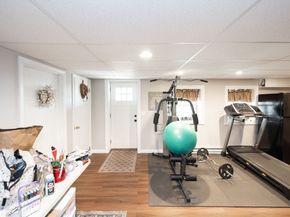 32 Crestwood Dr, Southbridge MA 01550