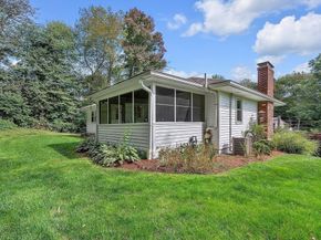 34 Jodie Rd, Framingham MA 01702