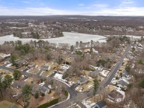 34 Jodie Rd, Framingham MA 01702