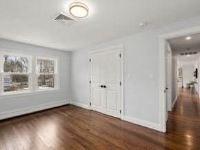 34 Jodie Rd, Framingham MA 01702