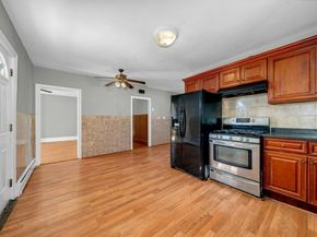 75 Warren St, Medford MA 02155