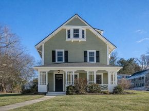 28 Green St, Needham MA 02492