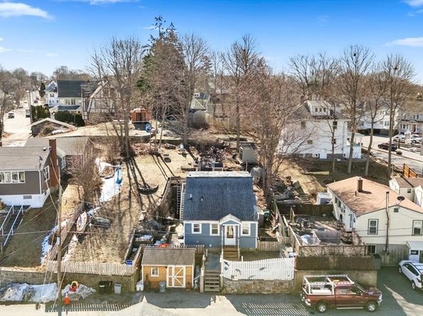 3 Rockland Street, Gloucester MA 01930