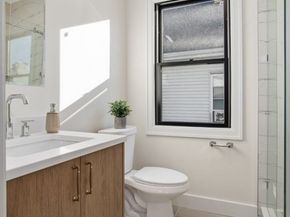 10 Bartlett St 2, Somerville MA 02145