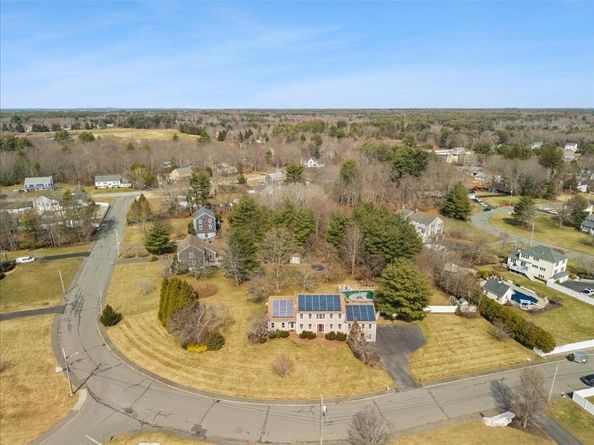 5 Jaclyn Way, Bridgewater MA 02324