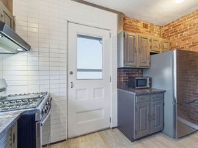 48 Kent St 5, Brookline MA 02445