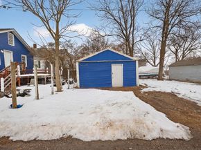 11 Cleaves St, Quincy MA 02171