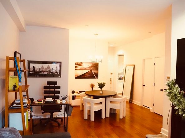 2 Clarendon Street 204, Boston MA 02116