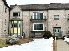 114 Oak Lane 7, Brockton MA 02301