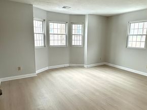 114 Oak Lane 7, Brockton MA 02301