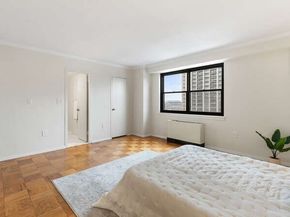 2 Hawthorne Pl 16M, Boston MA 02114