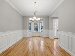 28 Eastover Rd 28, Walpole MA 02081