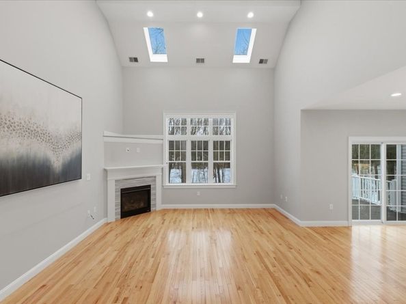 28 Eastover Rd 28, Walpole MA 02081