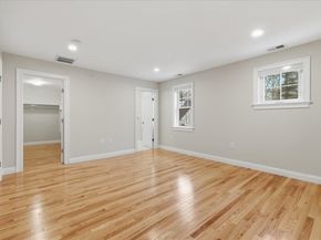 28 Eastover Rd 28, Walpole MA 02081