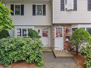 1 Traverse St E, Wakefield MA 01880