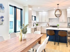 811 Heath St 811, Brookline MA 02467