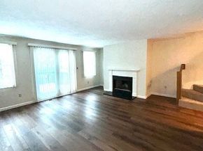 849 Boston Post Rd 9F, Marlborough MA 01752