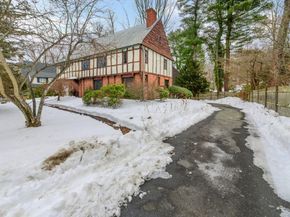 764 Hammond St, Brookline MA 02467