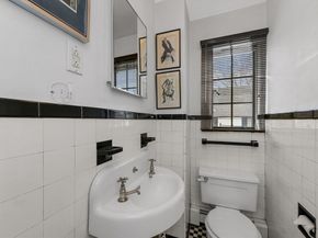 764 Hammond St, Brookline MA 02467