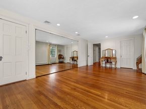 764 Hammond St, Brookline MA 02467