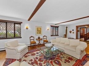 764 Hammond St, Brookline MA 02467