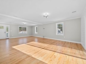 6 Amandas Way 6, Halifax MA 02338