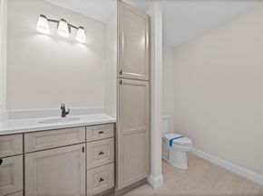 6 Amandas Way 6, Halifax MA 02338